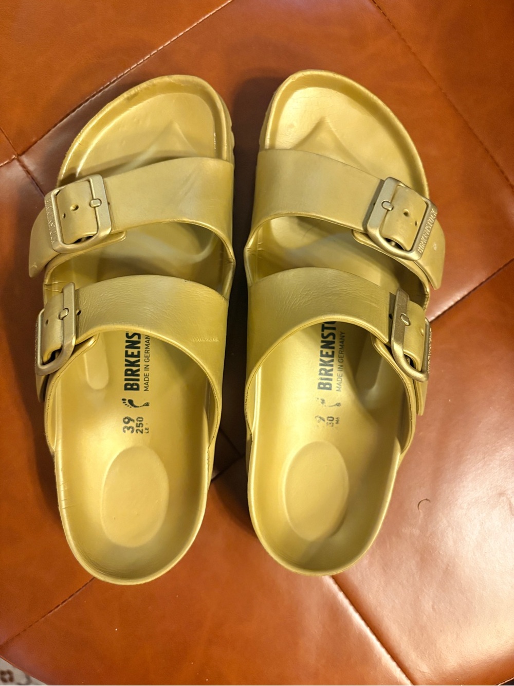 Birkenstock Women Metallic Gold Arizona Double-Buckle Sandals